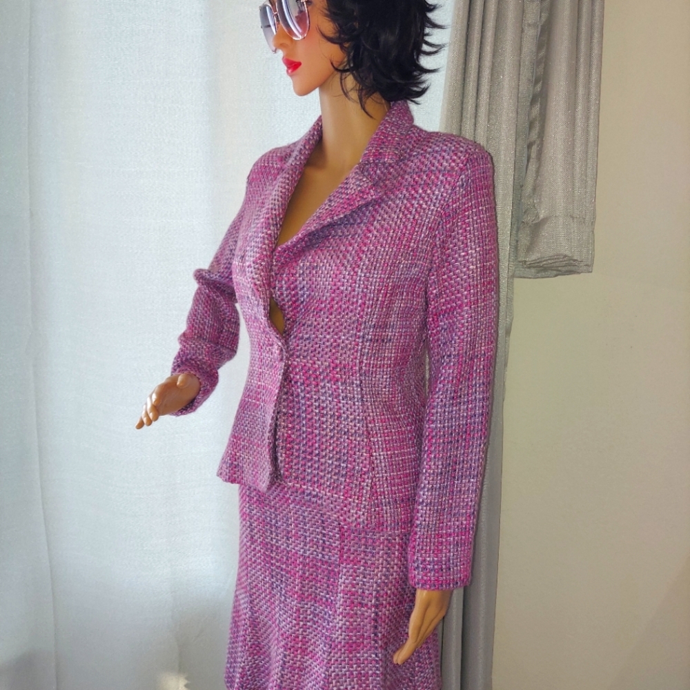 2 piece boucle style set